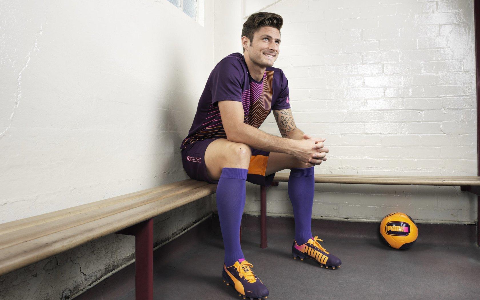 马卡揭秘，小西蒙尼爆发背后，梅西昔日关键建议成转折点